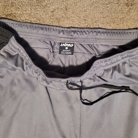Unipro Mens Pants - Picture 3 of 3